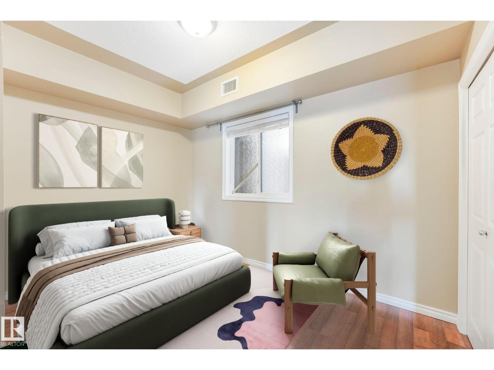 #310 10606 102 AV NW, Edmonton
