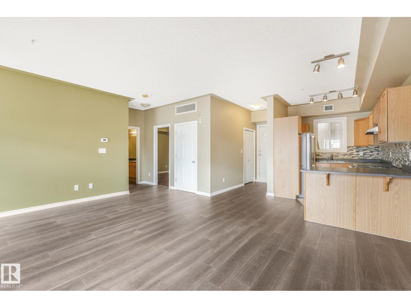 #310 10606 102 AV NW, Edmonton