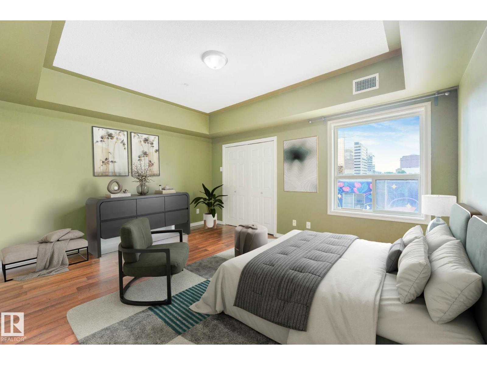 #310 10606 102 AV NW, Edmonton