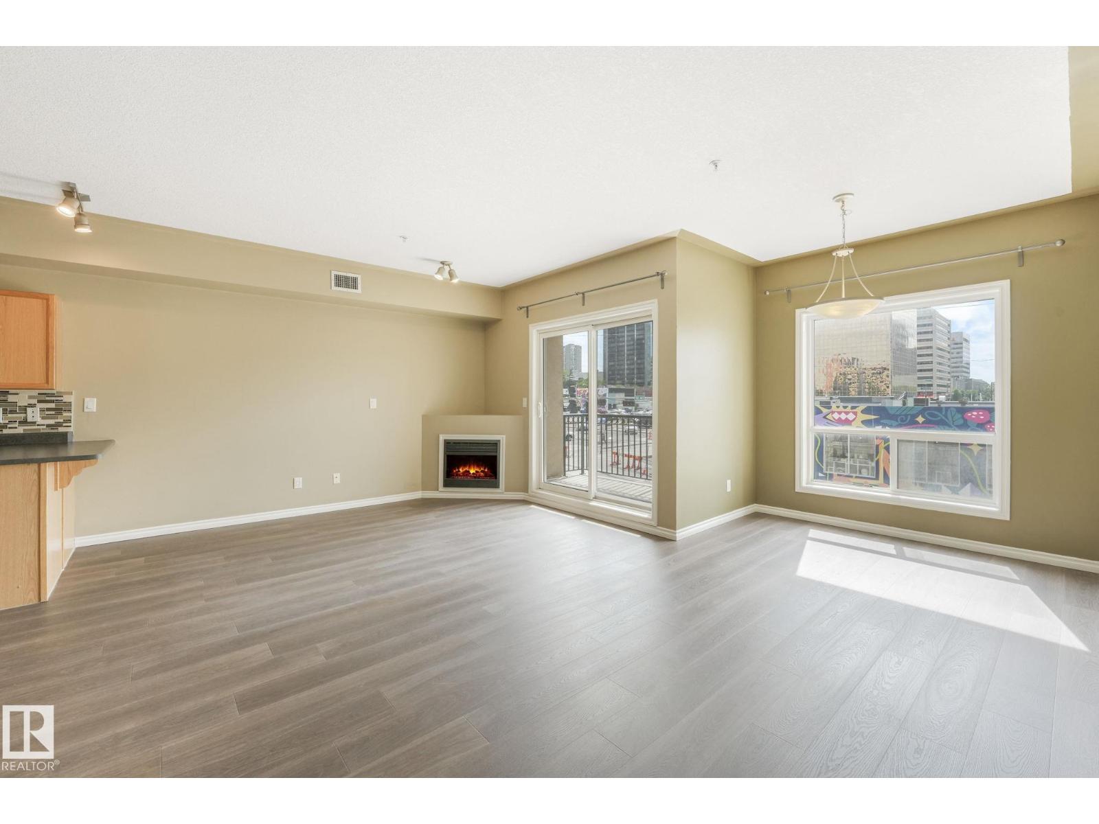 #310 10606 102 AV NW, Edmonton