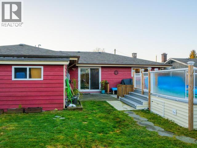 4678 ONTARIO AVE, Powell River