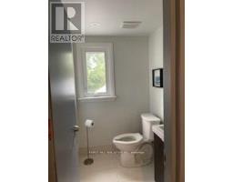 Upper - 311 Sheppard Avenue E, Toronto, ON M2N3B3 Photo 12