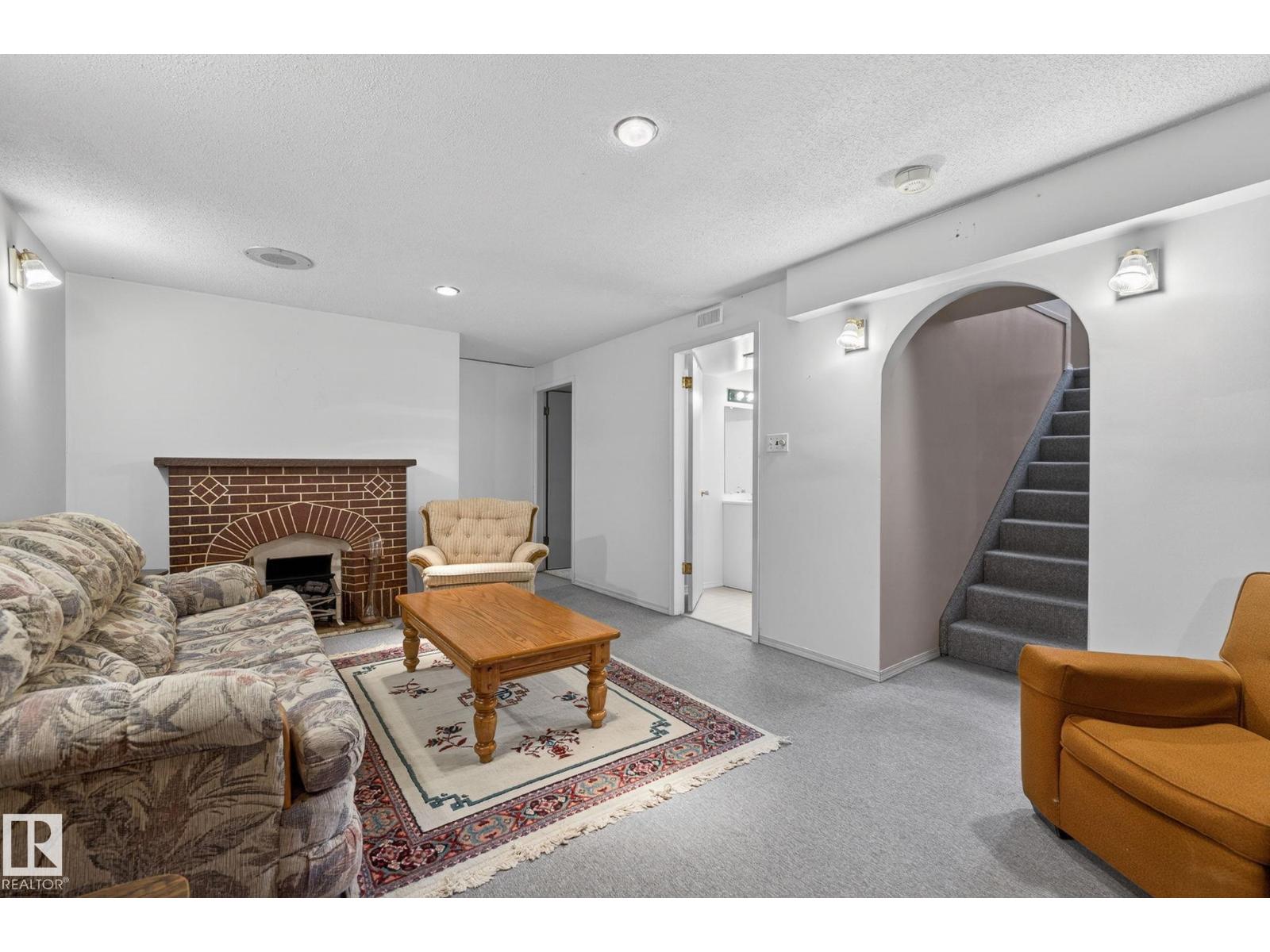 17 BROOKSIDE CR, Spruce Grove