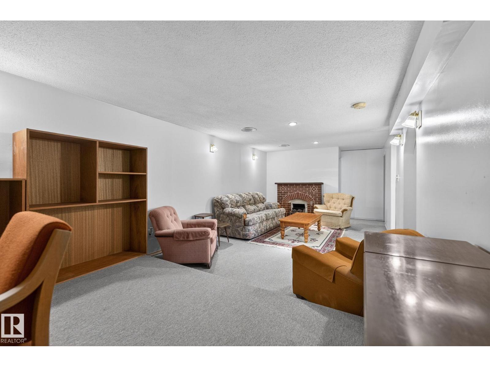 17 BROOKSIDE CR, Spruce Grove