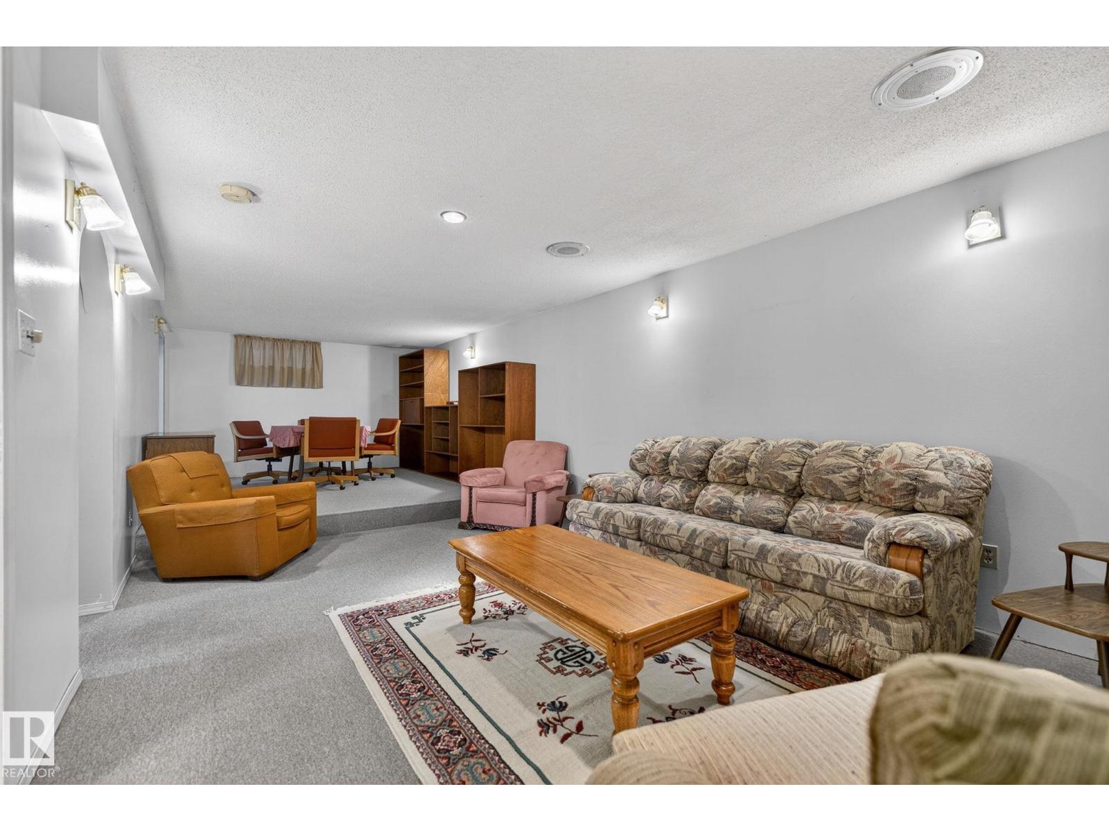 17 BROOKSIDE CR, Spruce Grove