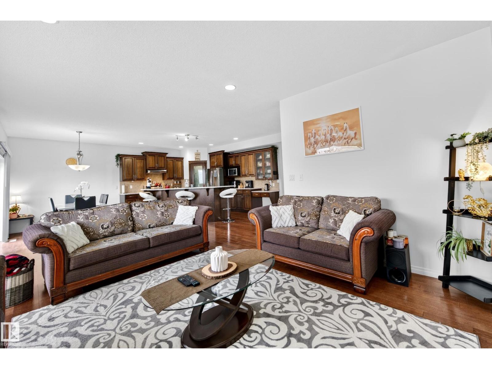 15408 49 ST NW, Edmonton