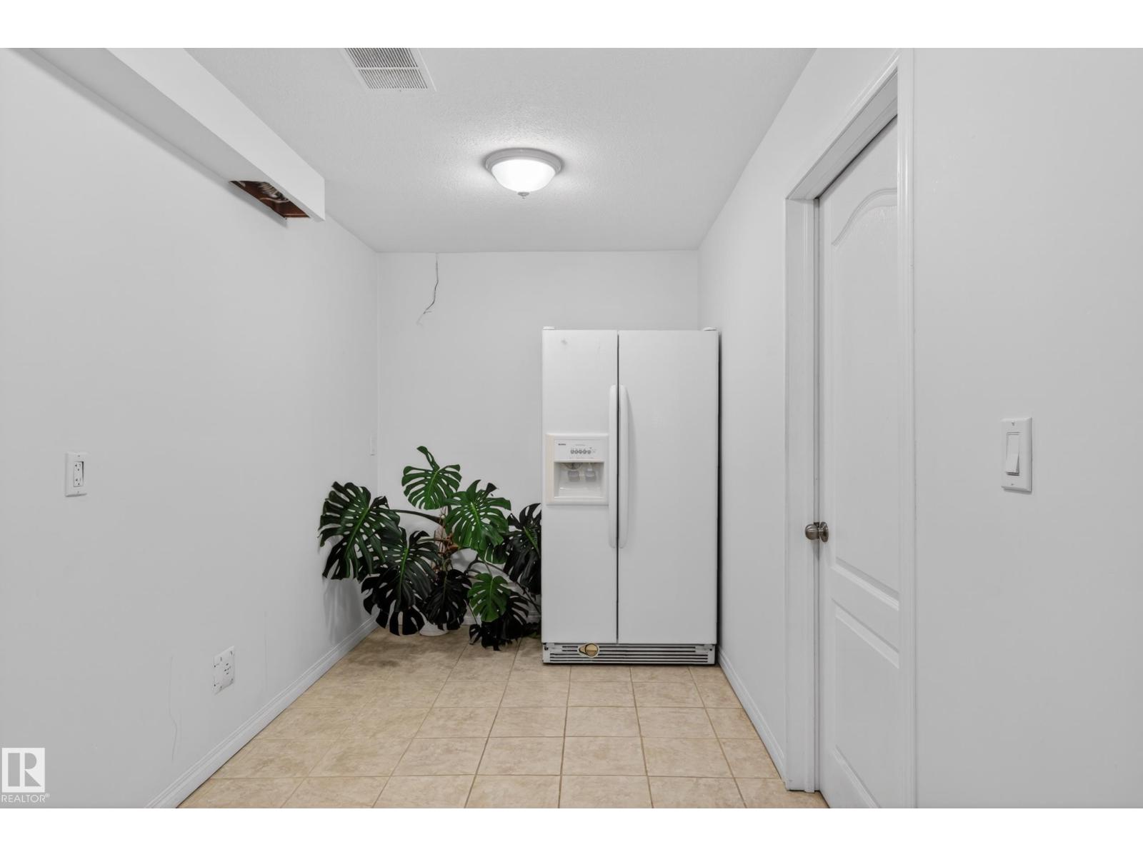 15408 49 ST NW, Edmonton