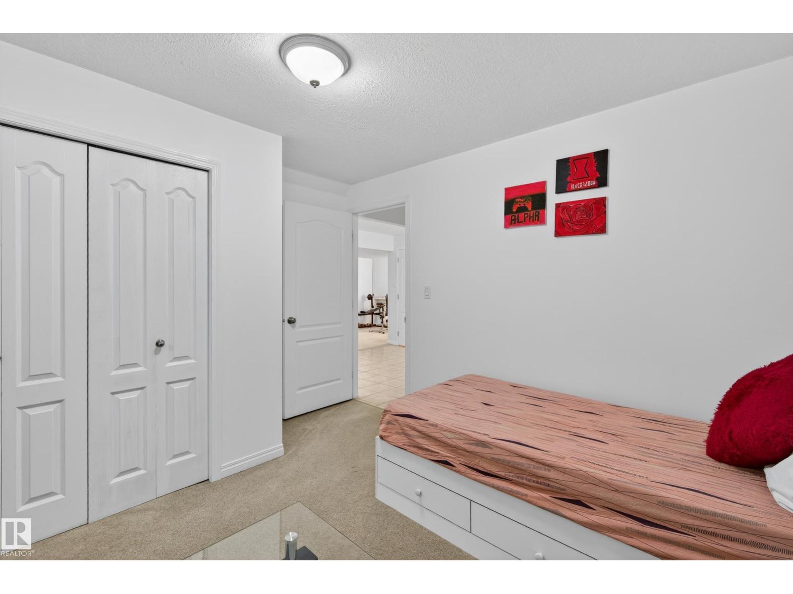 15408 49 ST NW, Edmonton