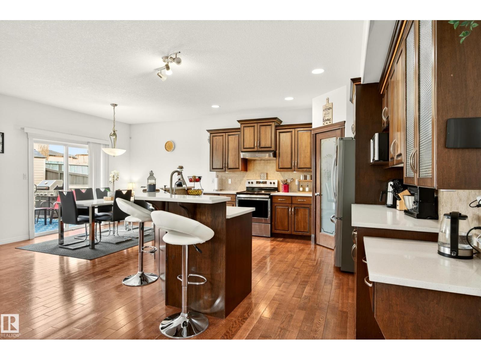 15408 49 ST NW, Edmonton