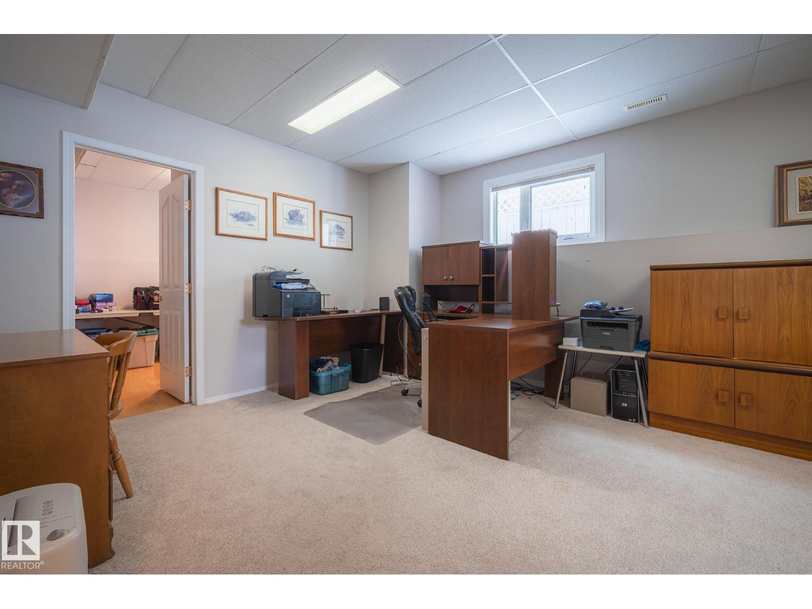 7011 158 AV NW, Edmonton