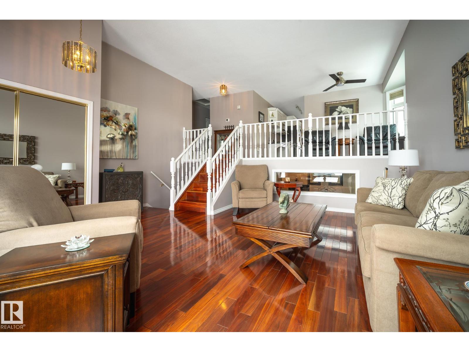 7011 158 AV NW, Edmonton