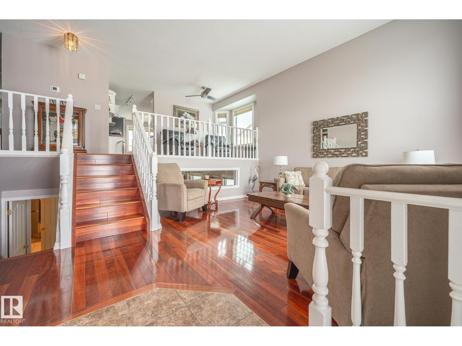 7011 158 AV NW, Edmonton