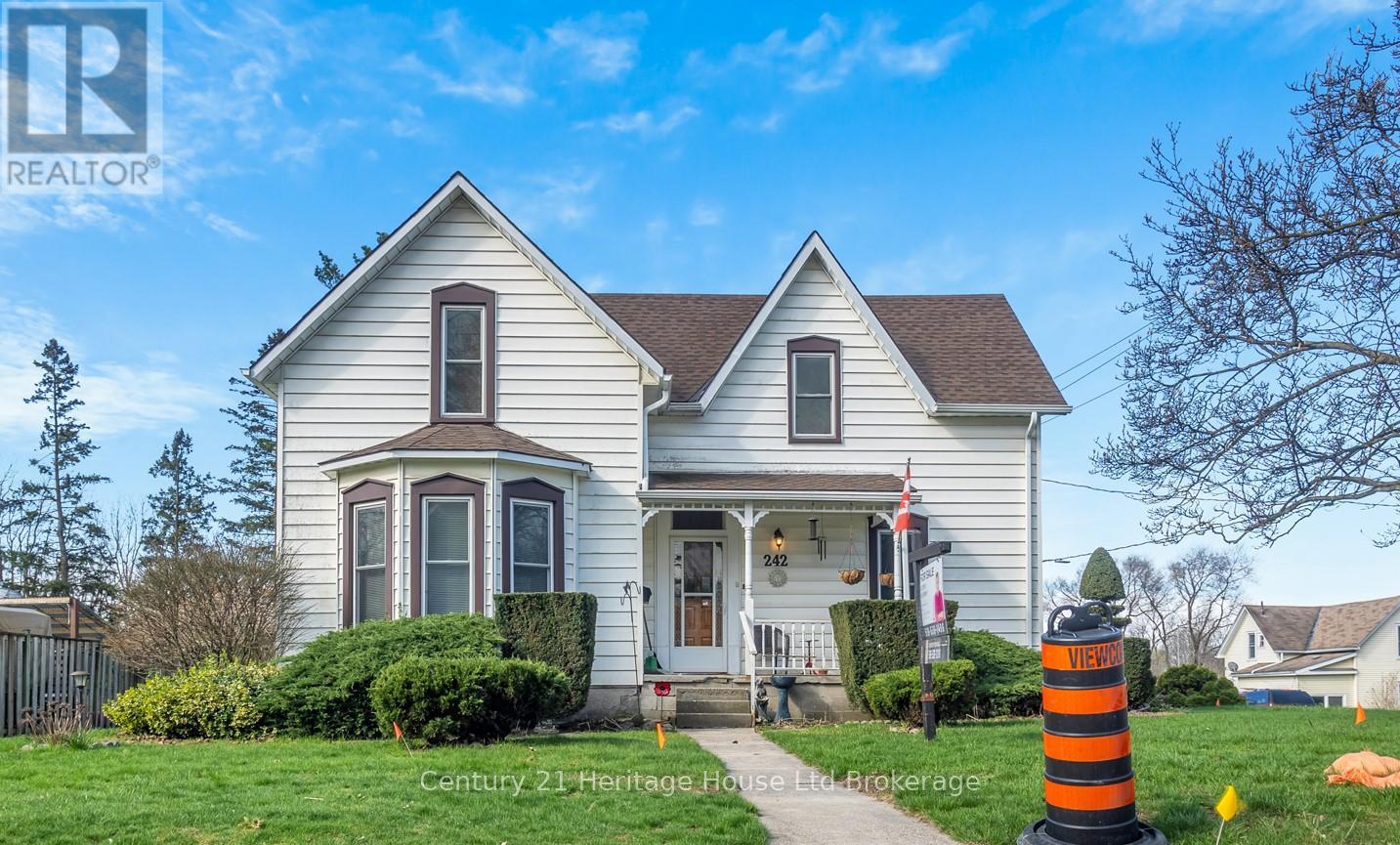 242 WONHAM STREET S - 1