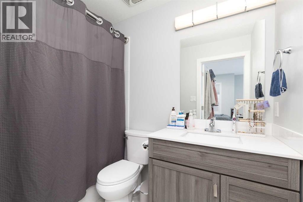 3, 67 Aquitania Circle W — photo 23
