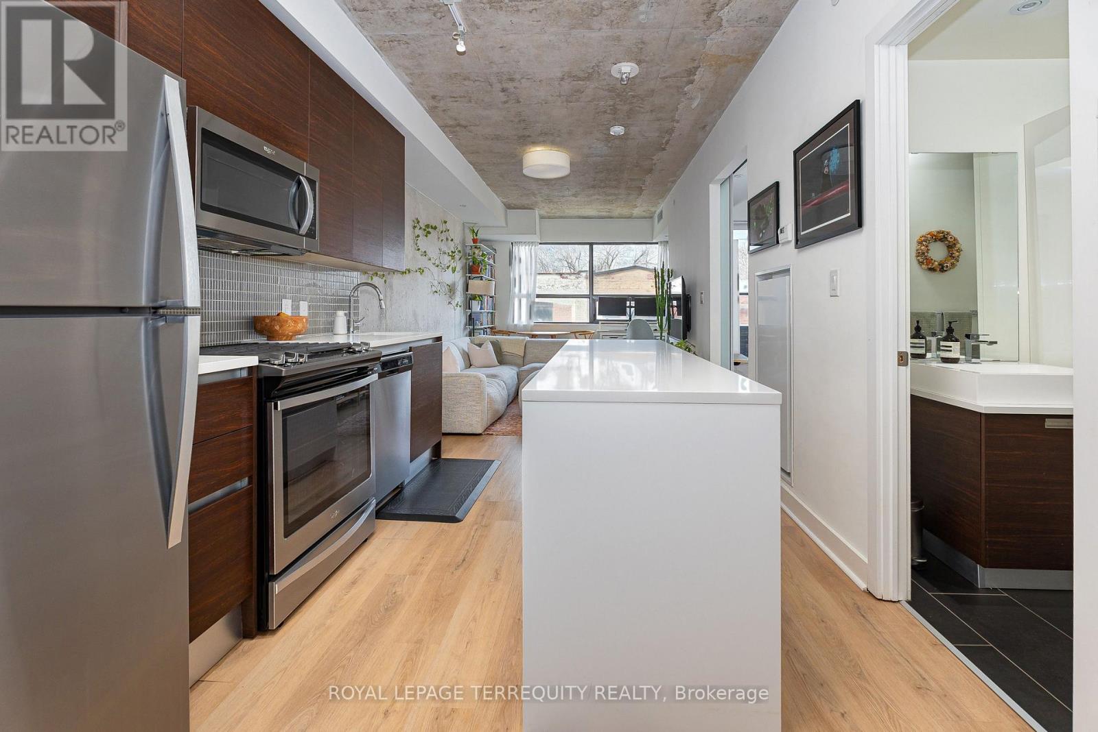 #316 246 LOGAN AVENUE - 4