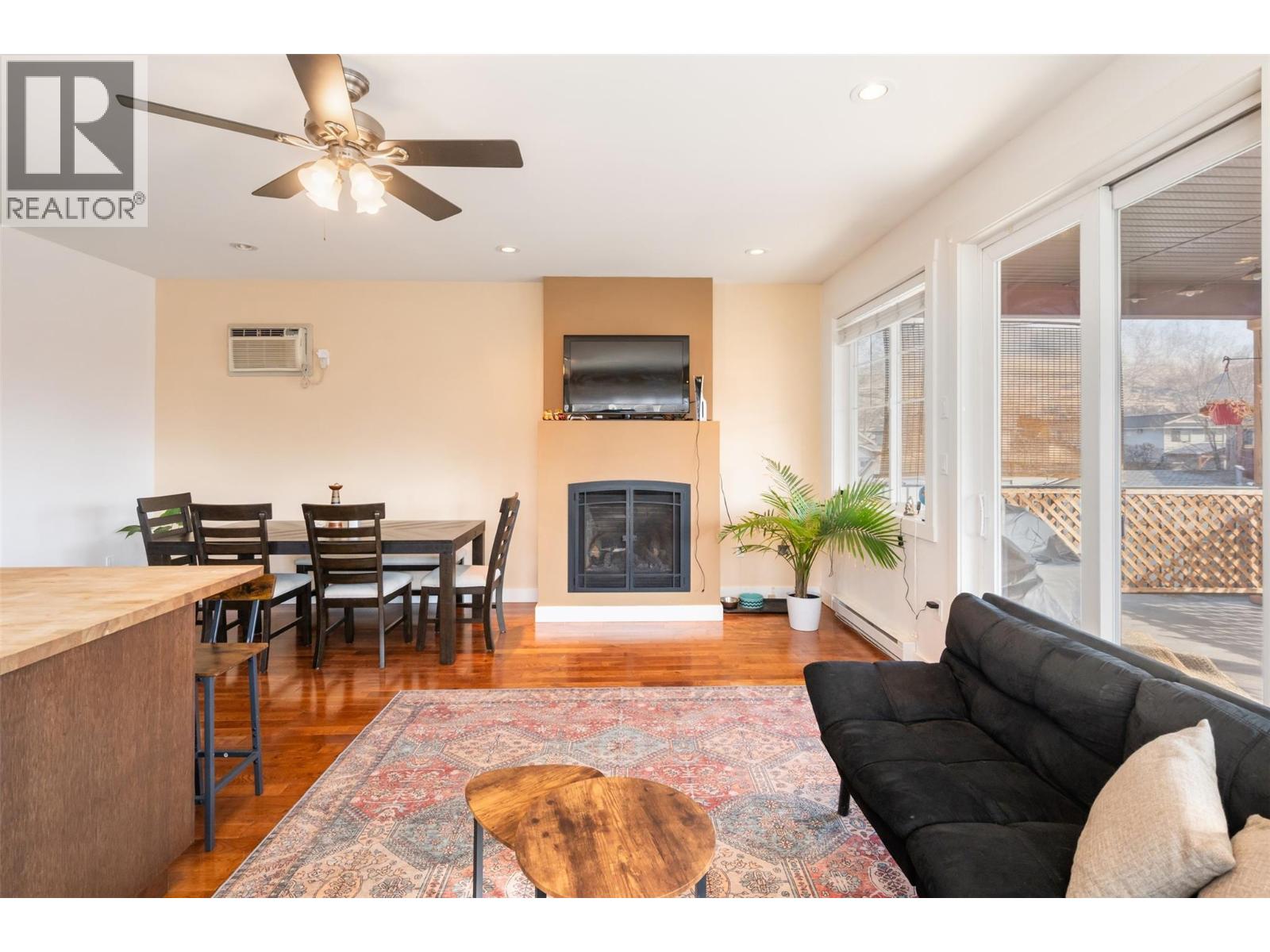 598 WADE Avenue Unit# 102, Penticton