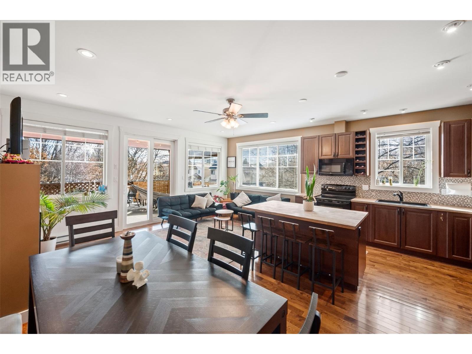#102 598 WADE Avenue - 2