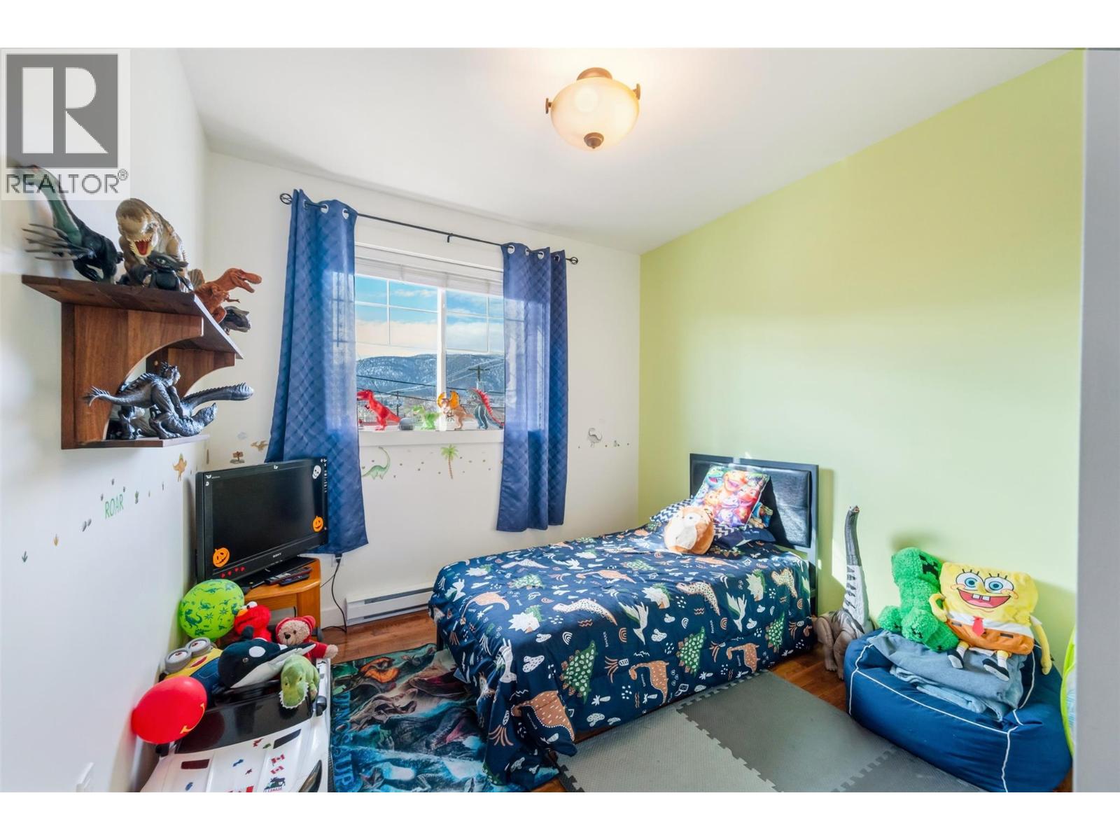 #102 598 WADE Avenue - 20