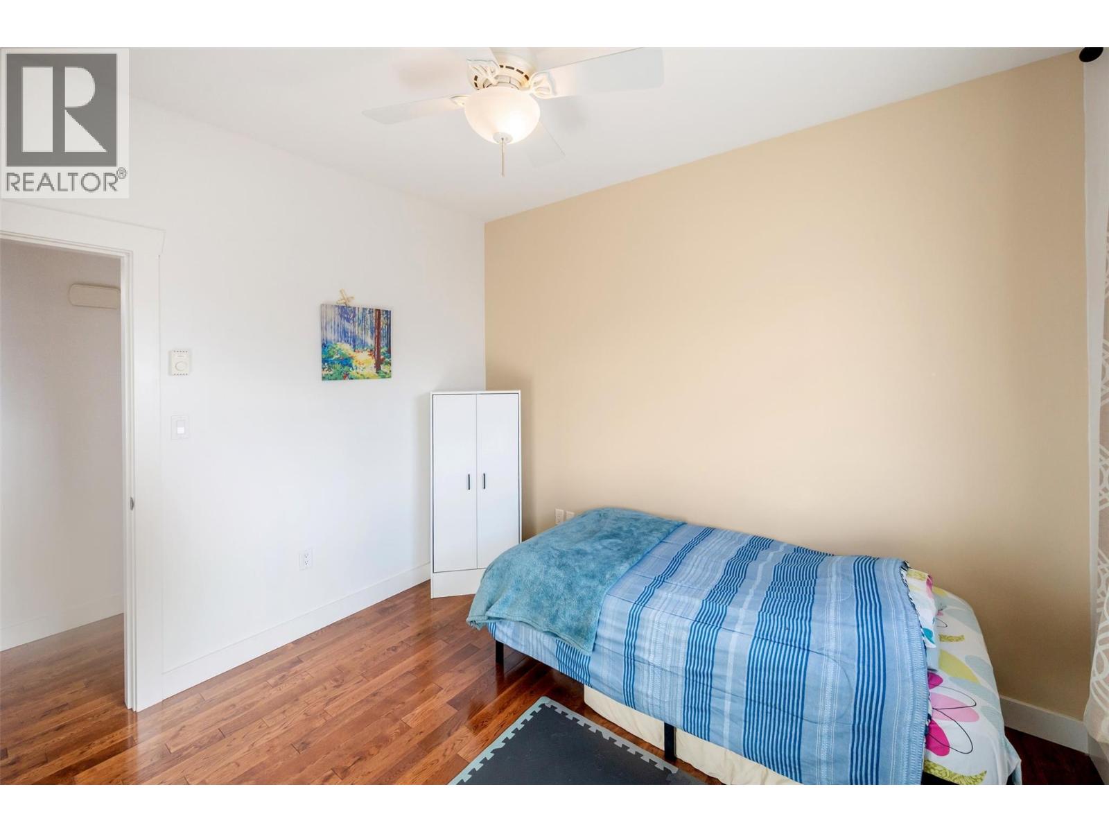 #102 598 WADE Avenue - 23