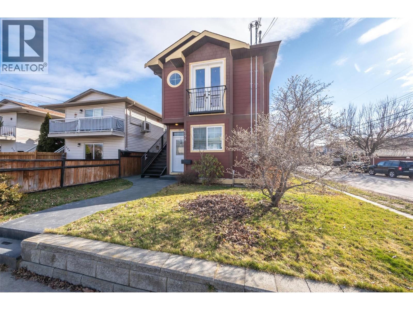 598 WADE Avenue Unit# 102, Penticton