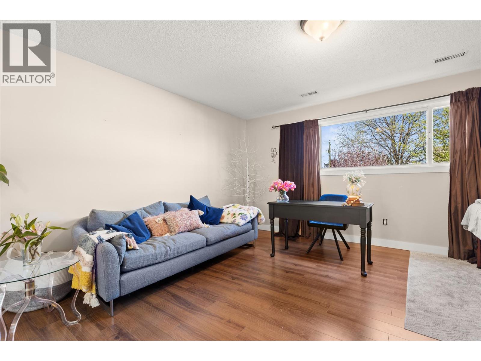 563 Hemlock Road, Kelowna