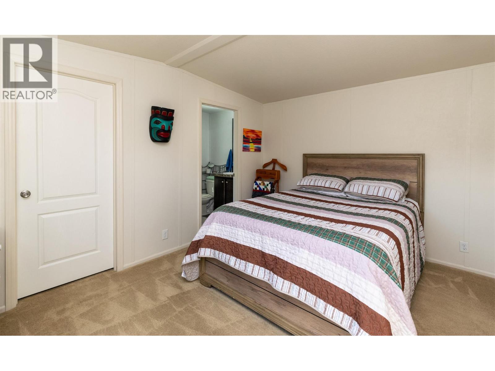 #20 4811 10A Avenue NE - 16