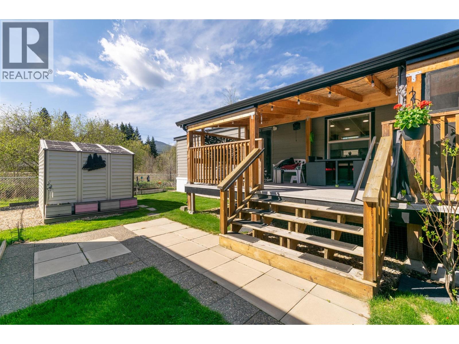 20 4811 10A Avenue Northeast, Salmon Arm