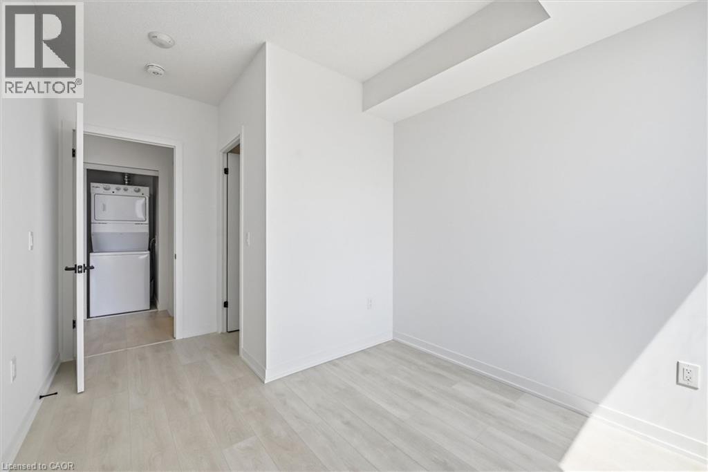 4878 POWERS Common Unit# D702, Burlington, Ontario, L7M0W7 — Photo 12