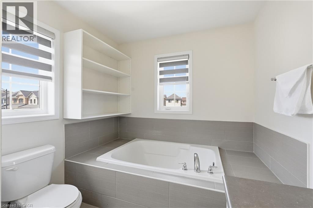 57 THOMPSON Road - 24