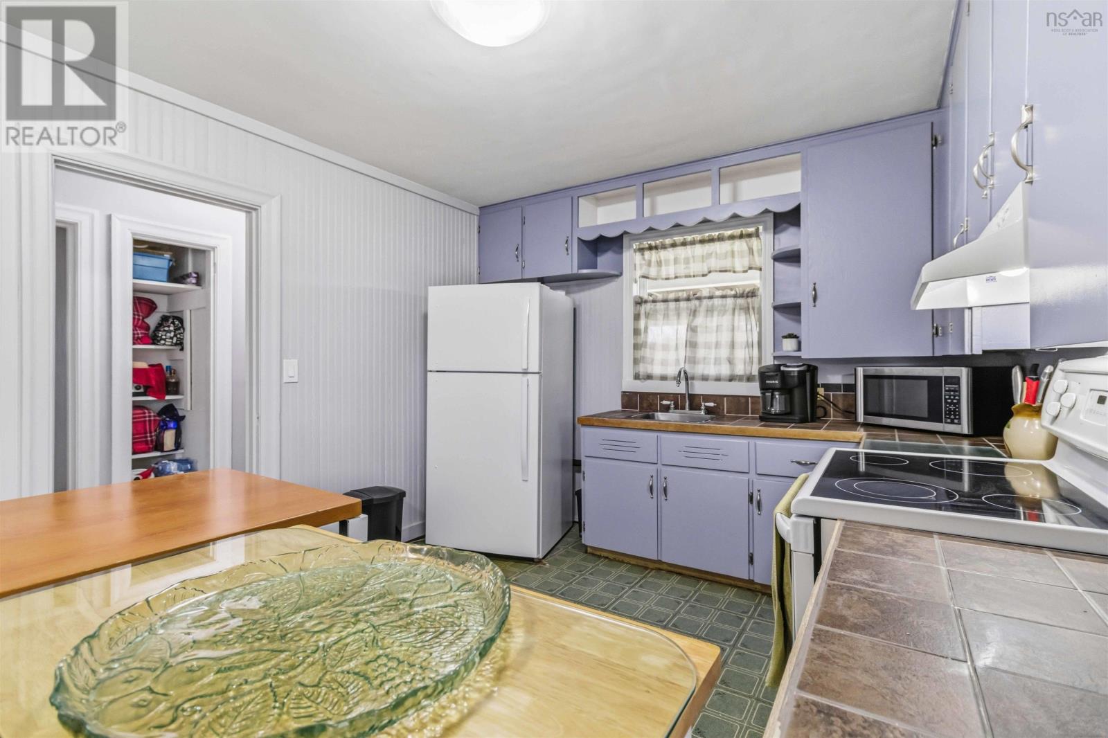 Property 15 of 50 of 6486 Highway 3