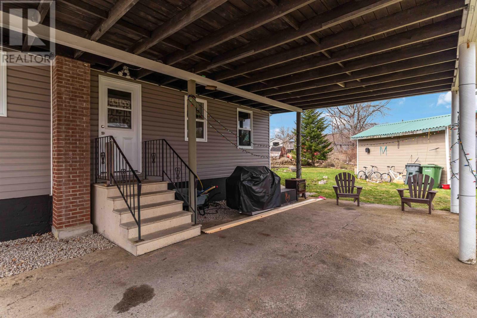 Property 45 of 50 of 6486 Highway 3