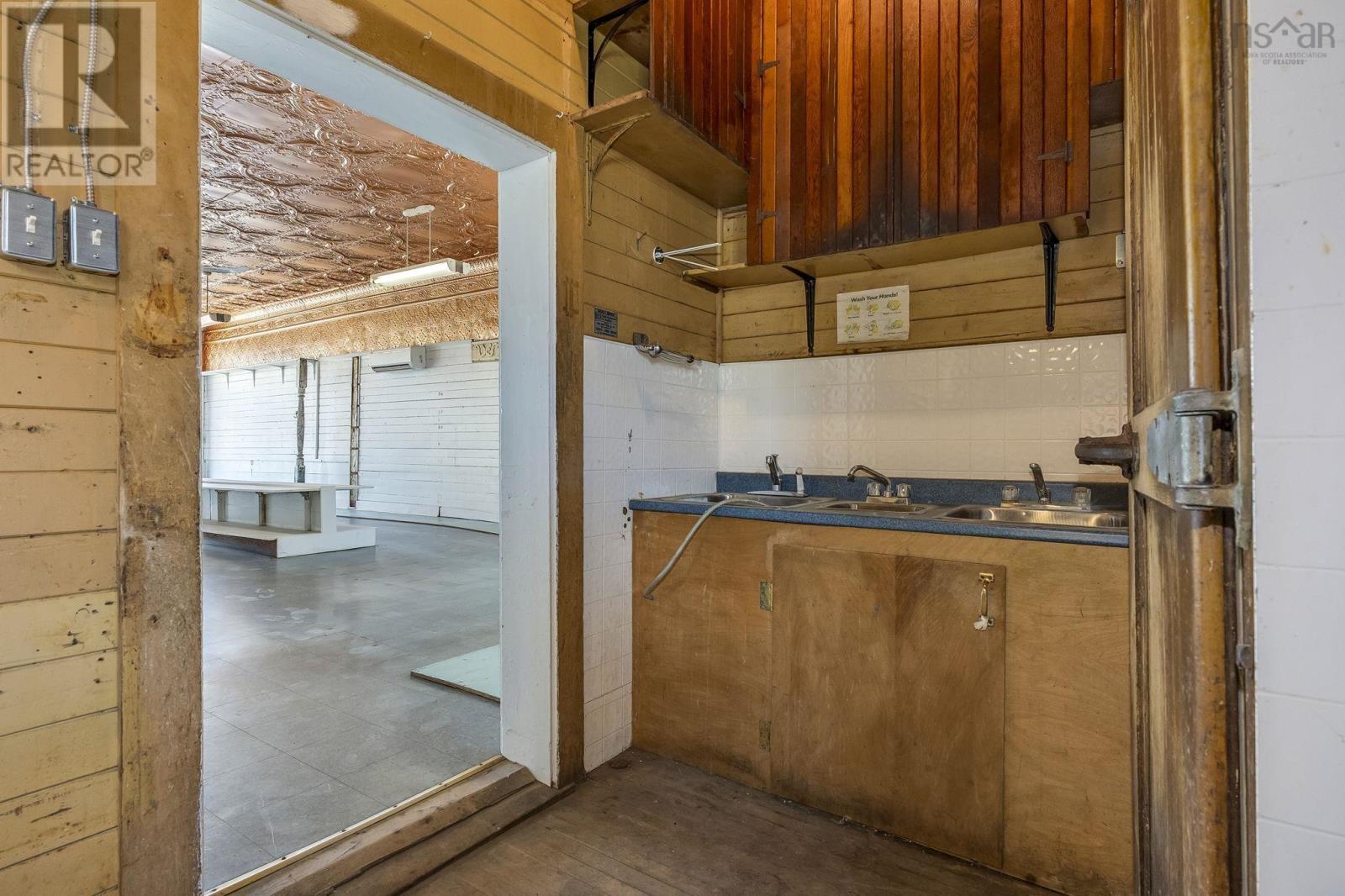 Property 19 of 51 of 1987 Highway 359 Highway