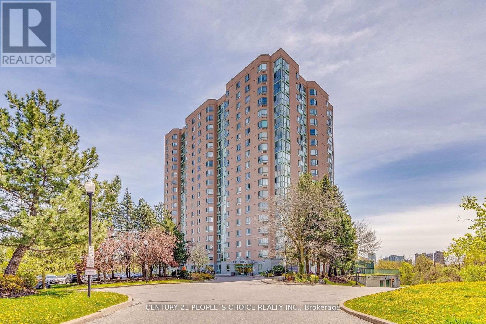 Listing photo of 1601 - 61 MARKBROOK LANE