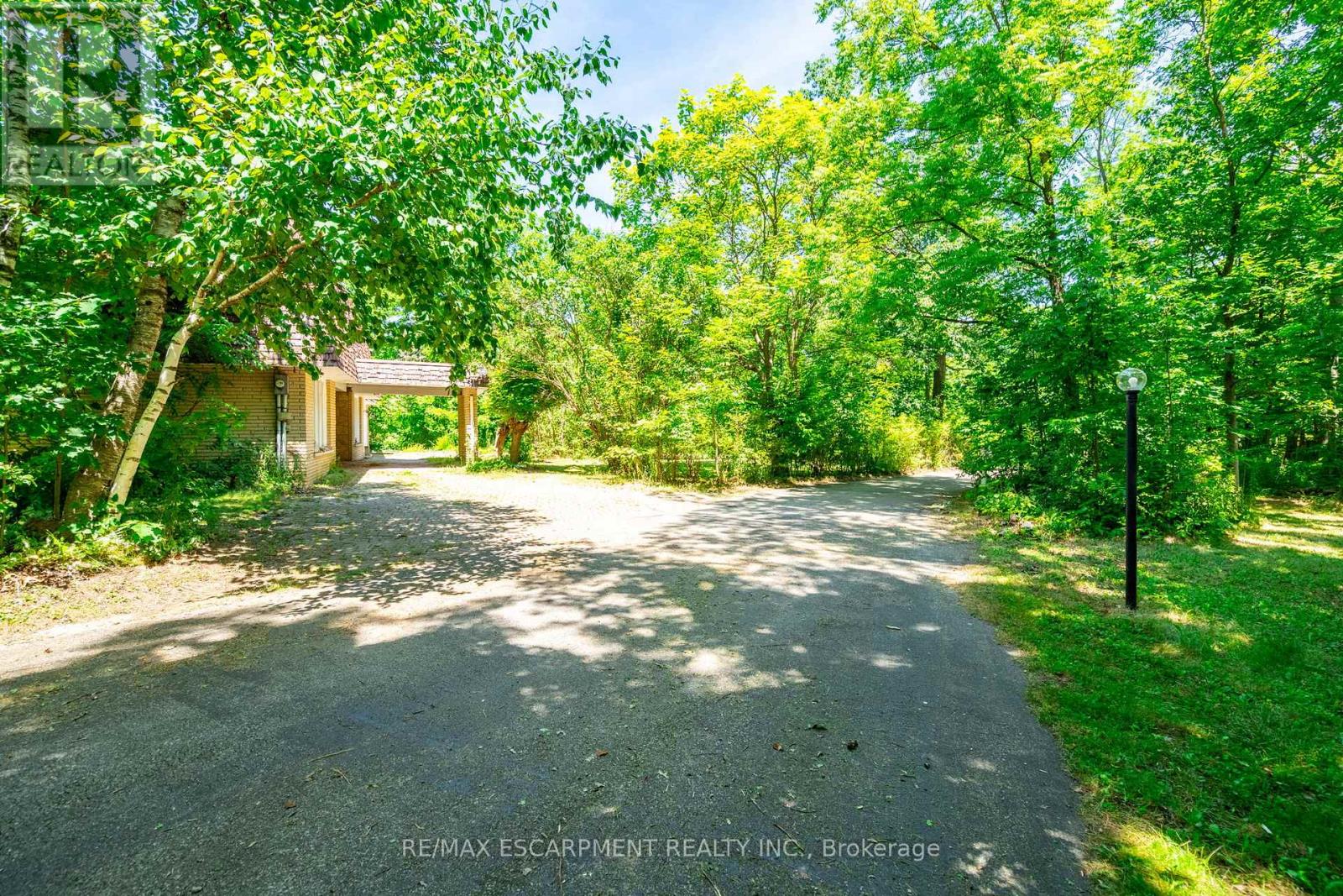 6746 APPLEBY LINE — photo 15