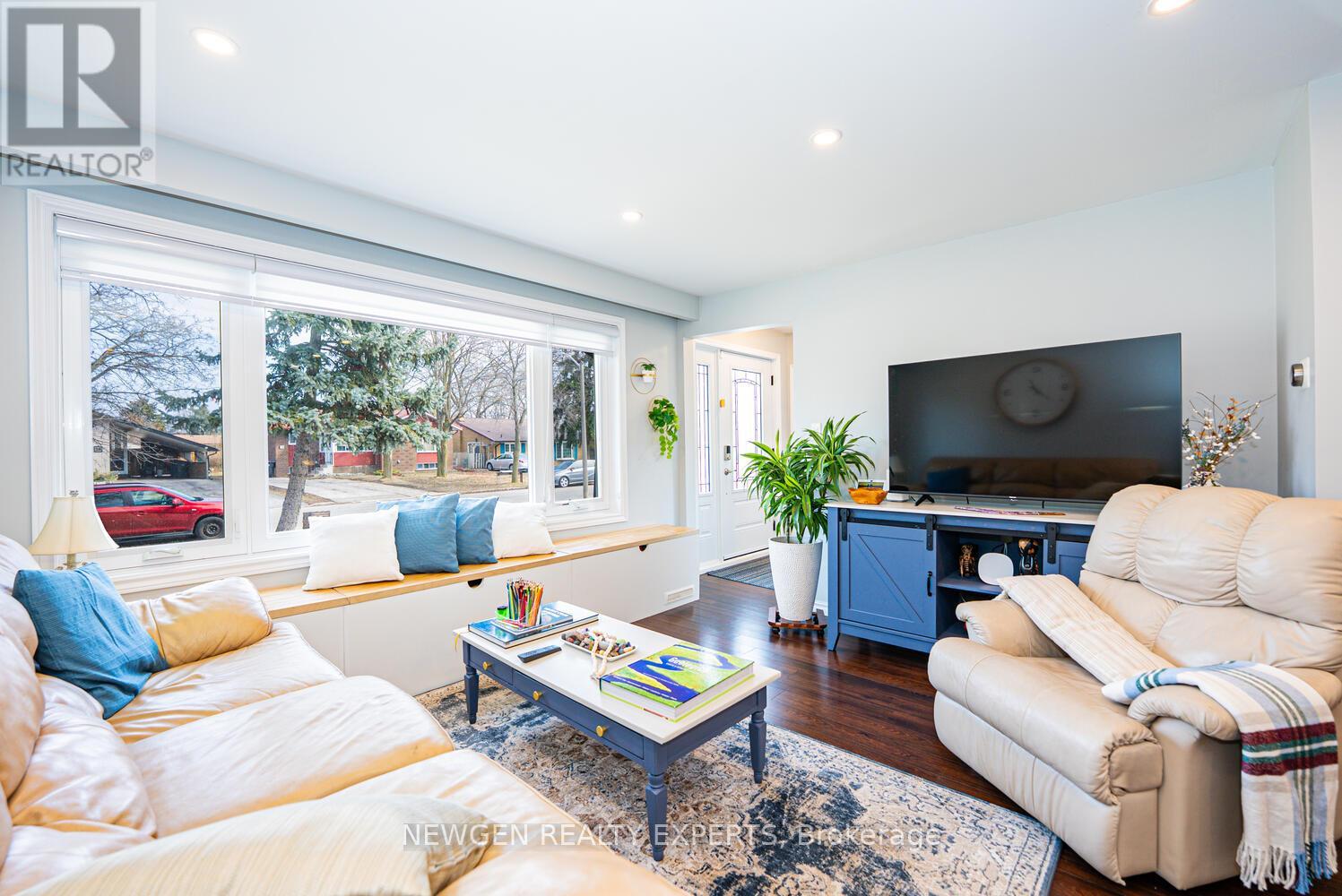 45 GRANGE DRIVE - 12