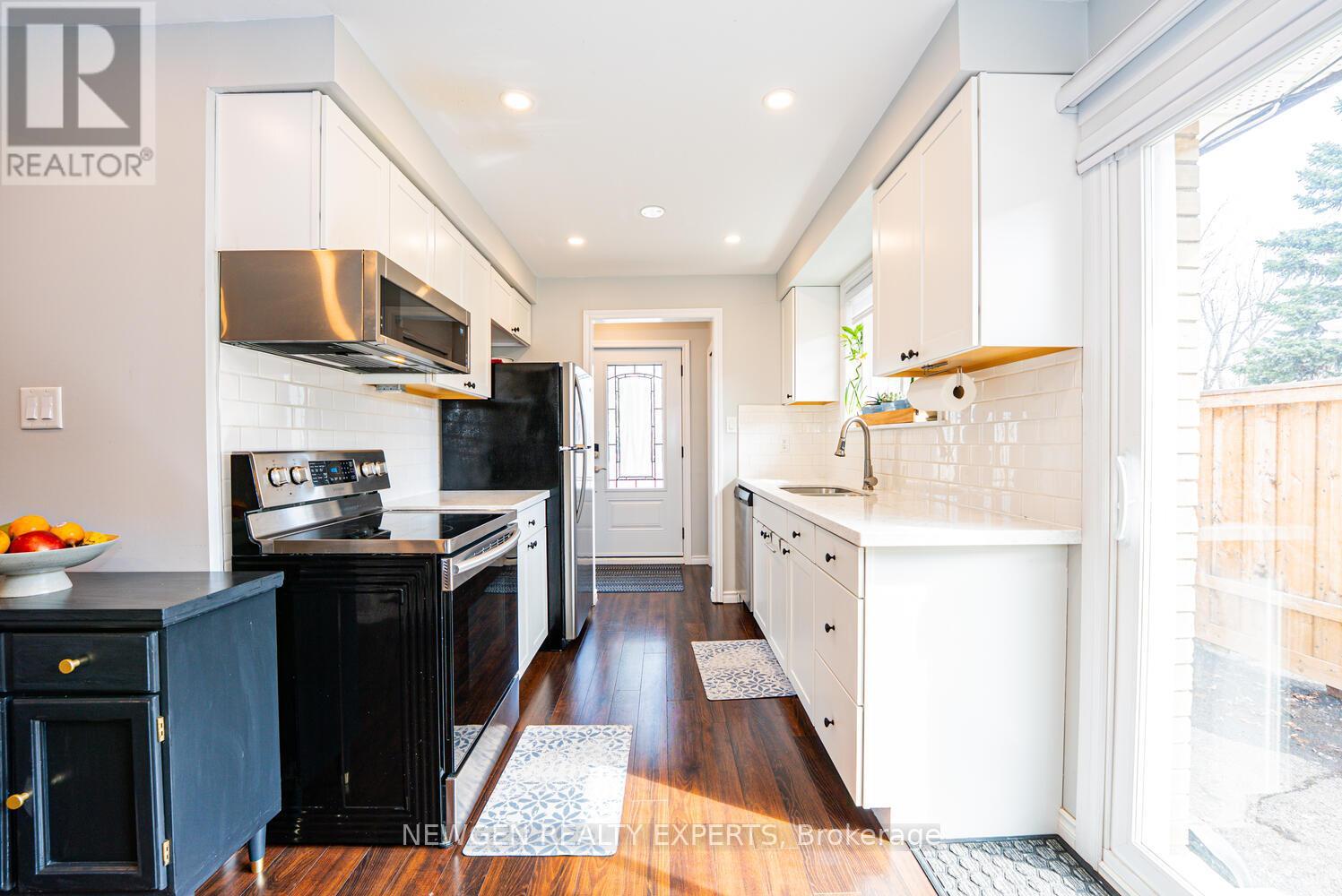 45 GRANGE DRIVE - 15