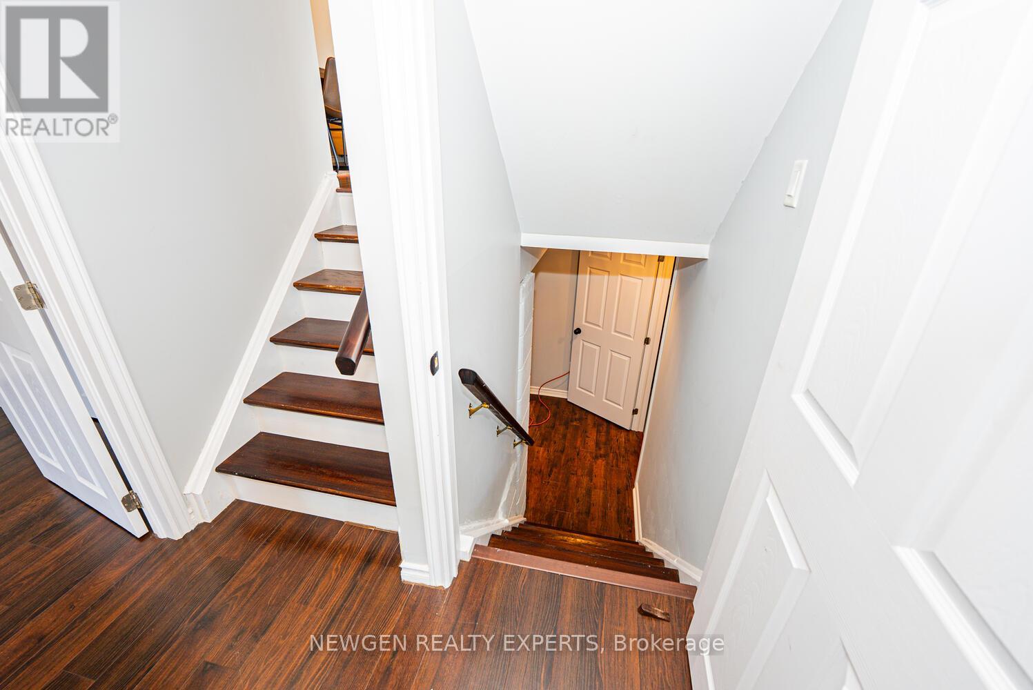 45 GRANGE DRIVE — photo 28