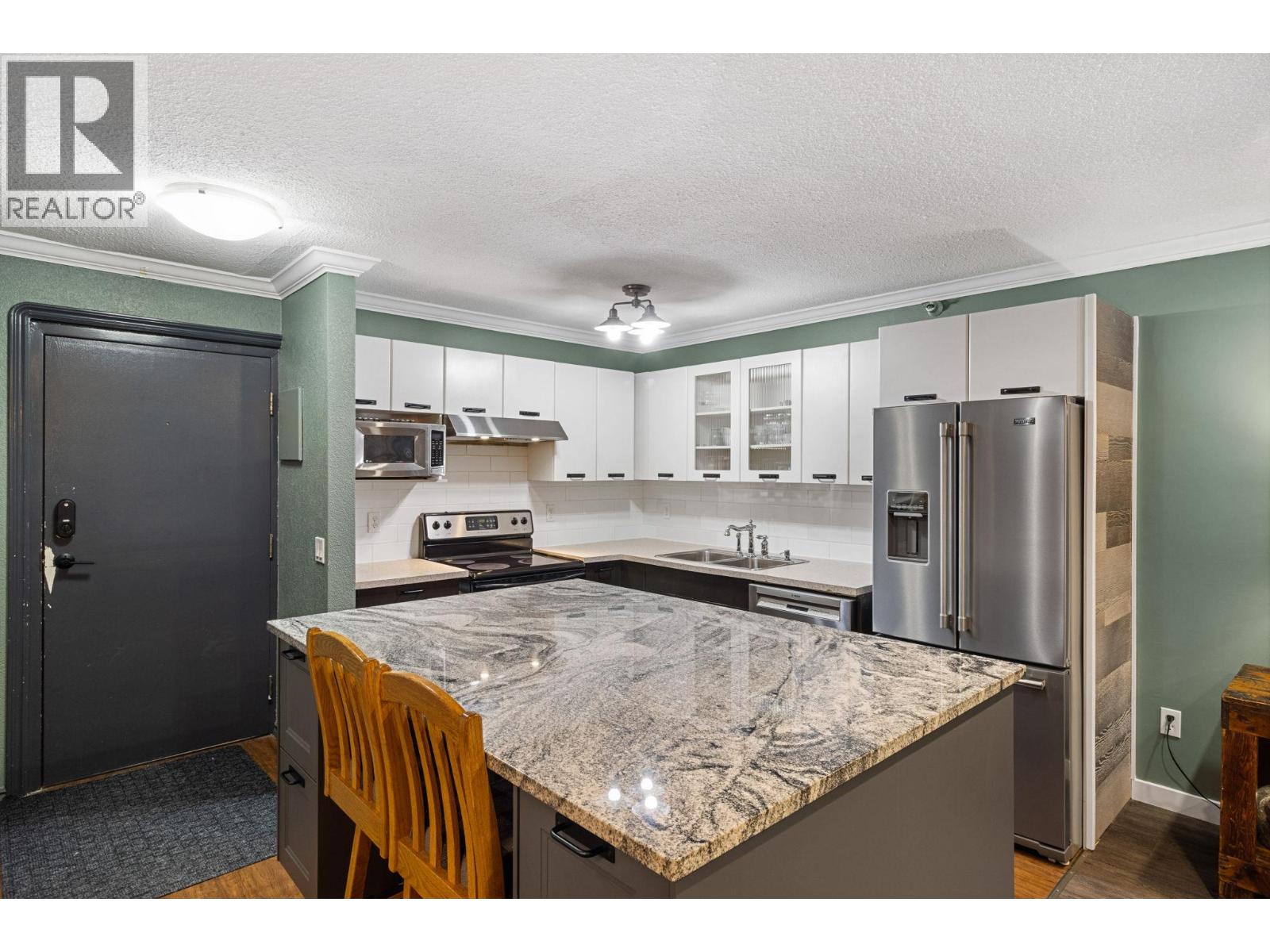 321 20 Kettle View Road, Big White