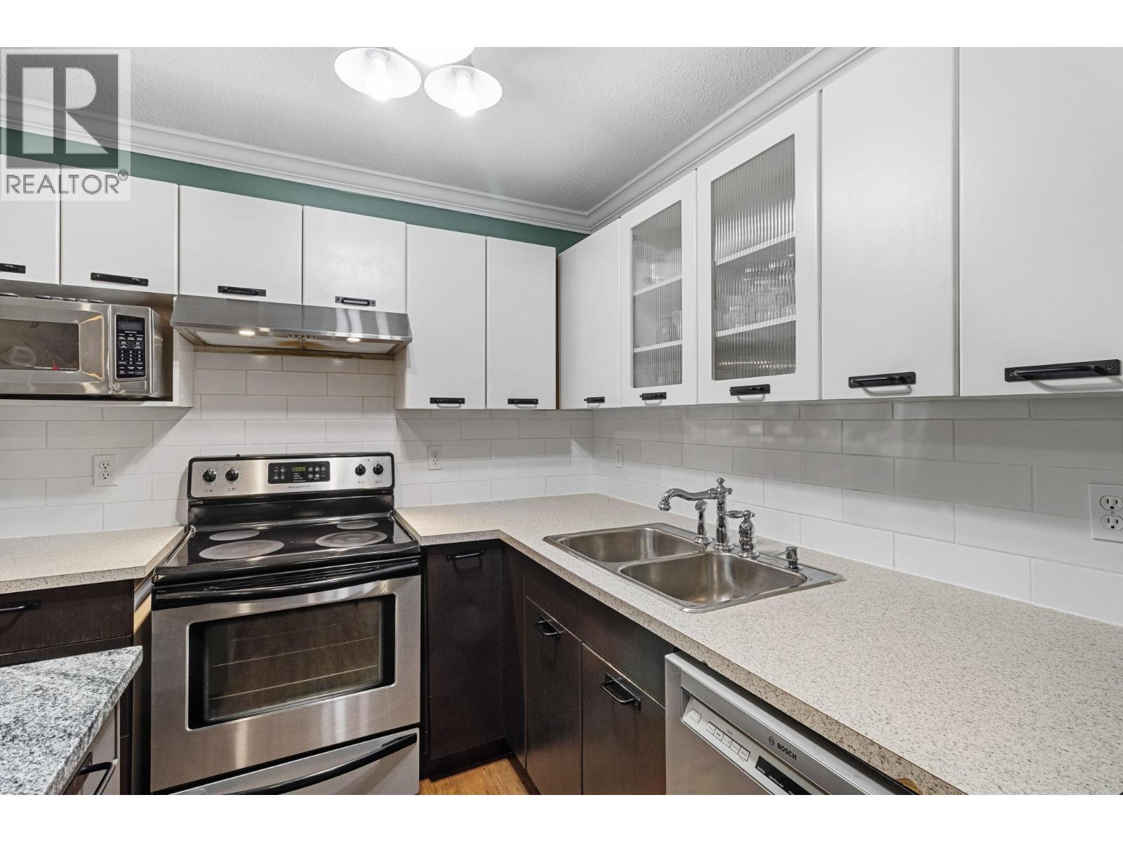 321 20 Kettle View Road, Big White