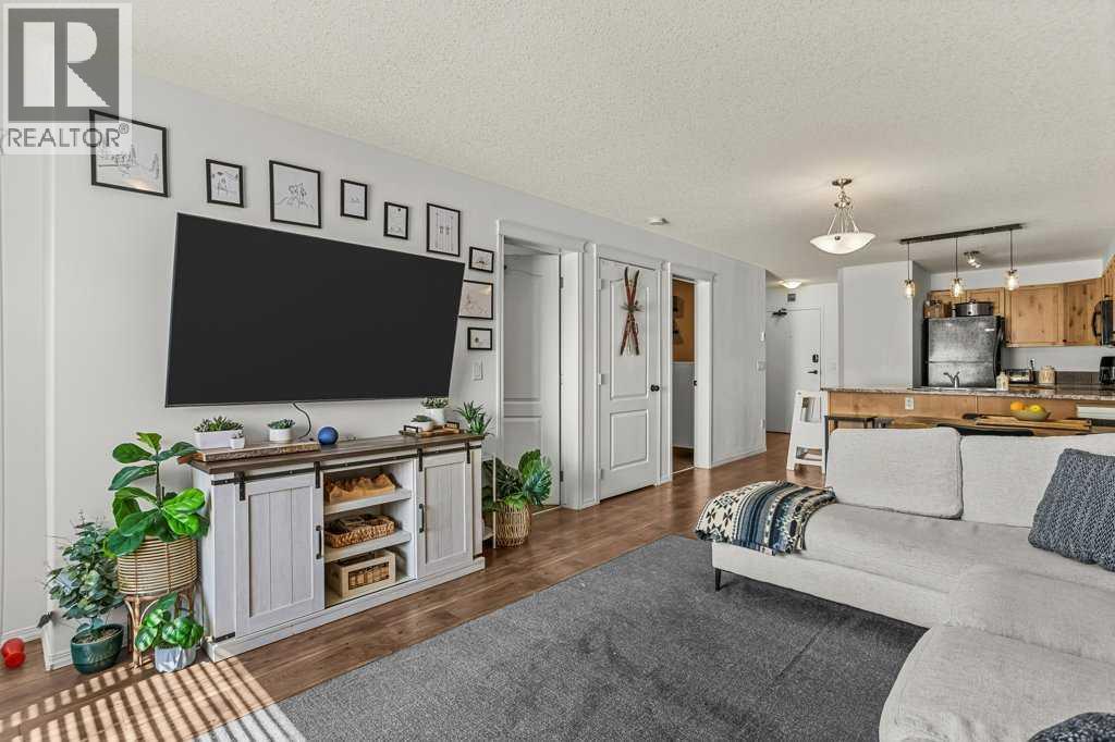 201, 300 Palliser Lane — photo 12