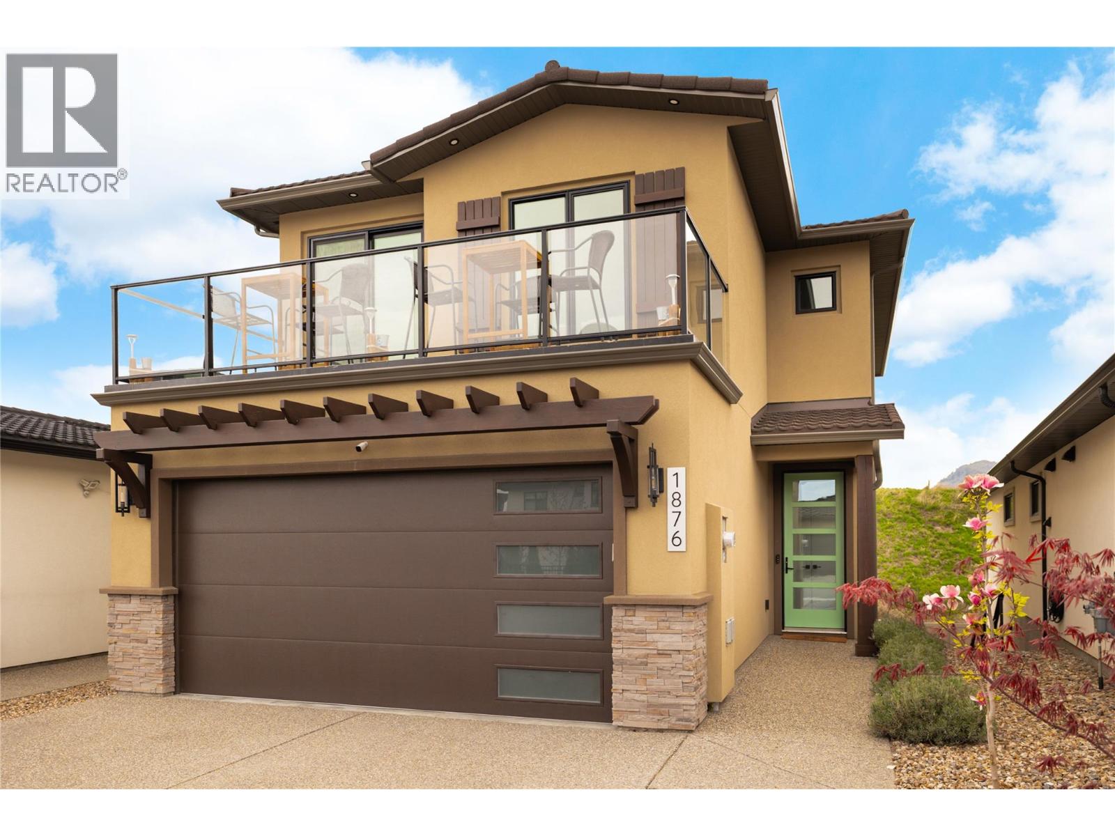 1876 VIEWPOINT Crescent - 1