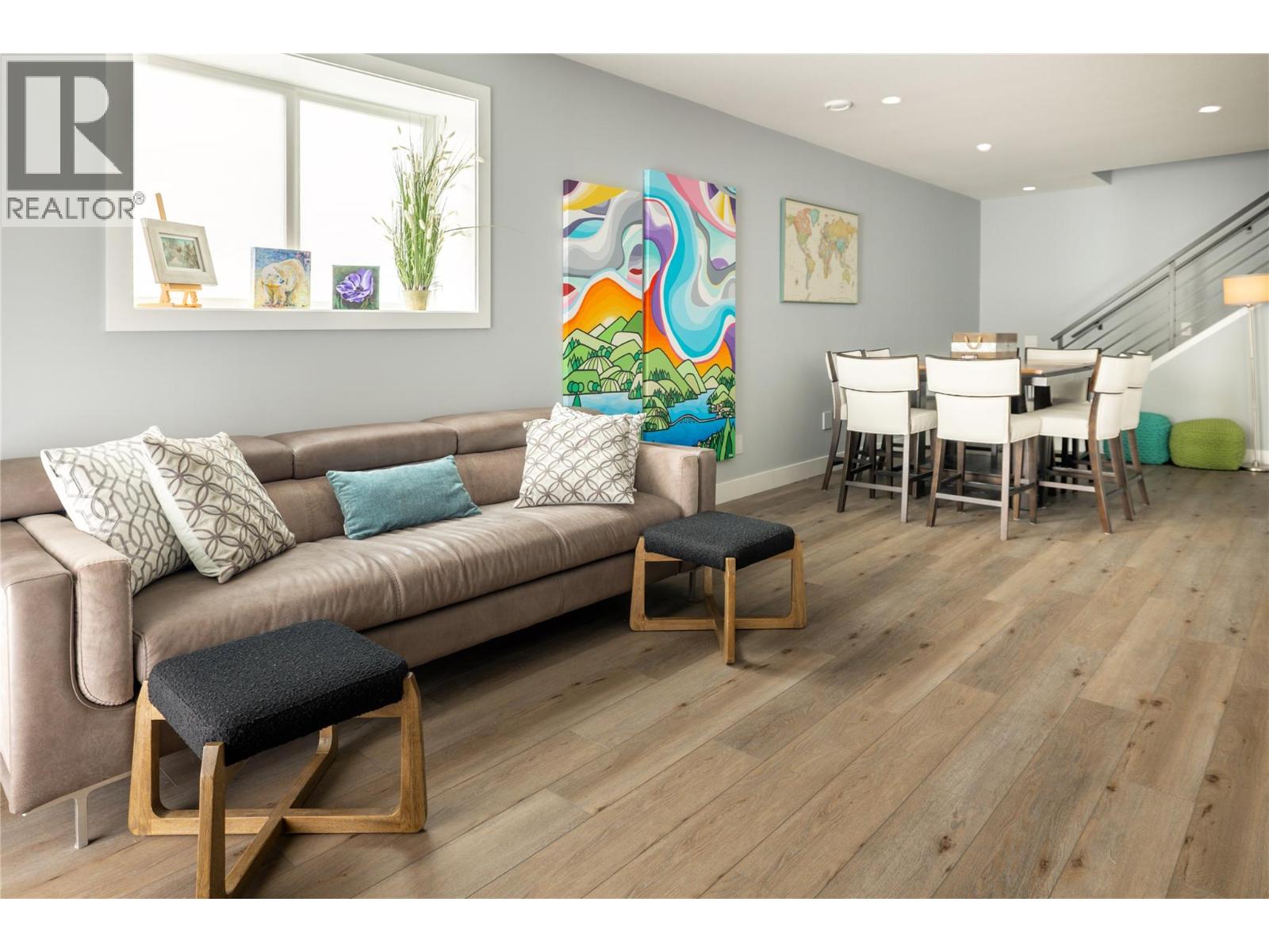 1876 VIEWPOINT Crescent - 35