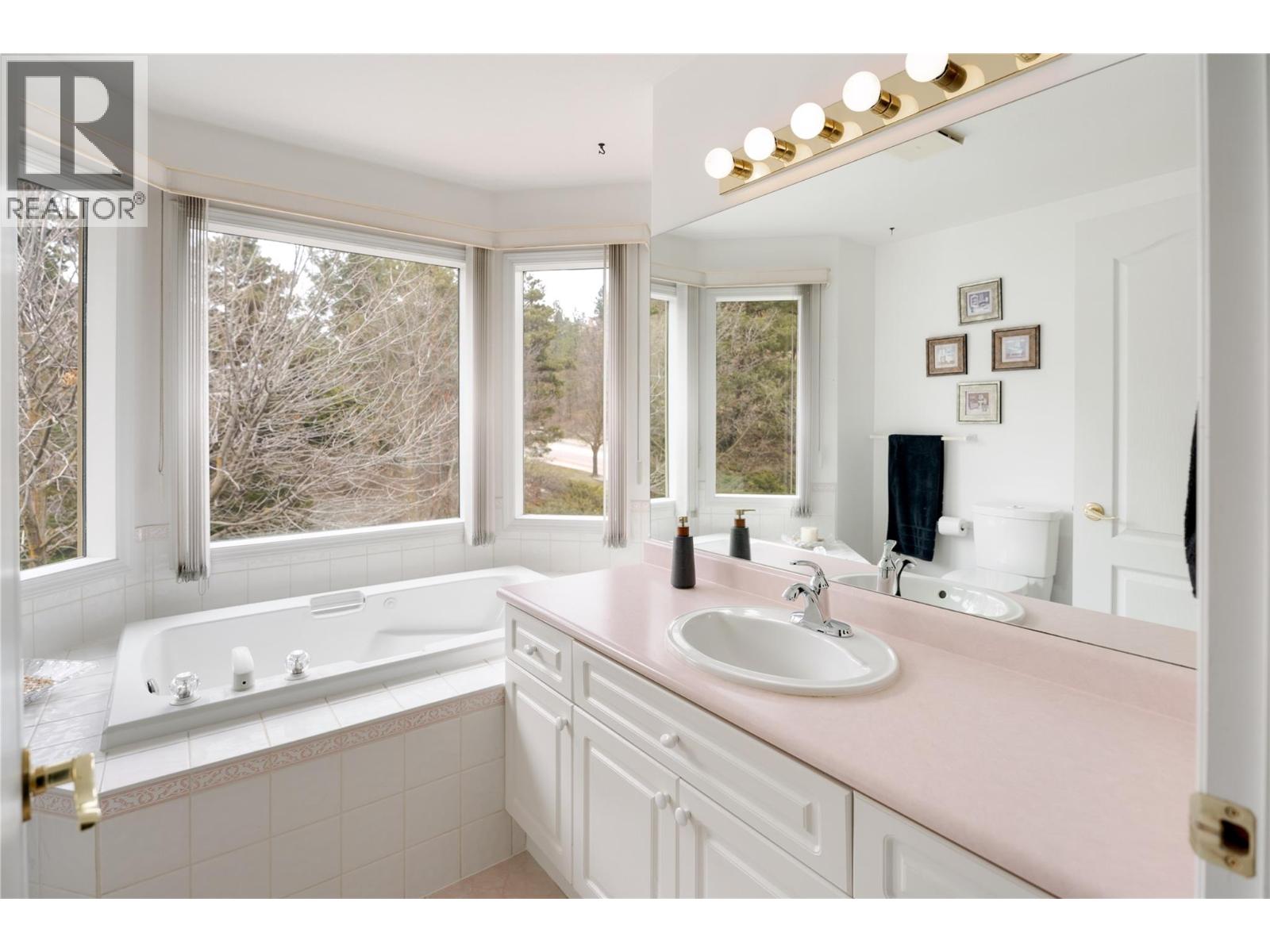 980 Dilworth Drive Unit# 115, Kelowna