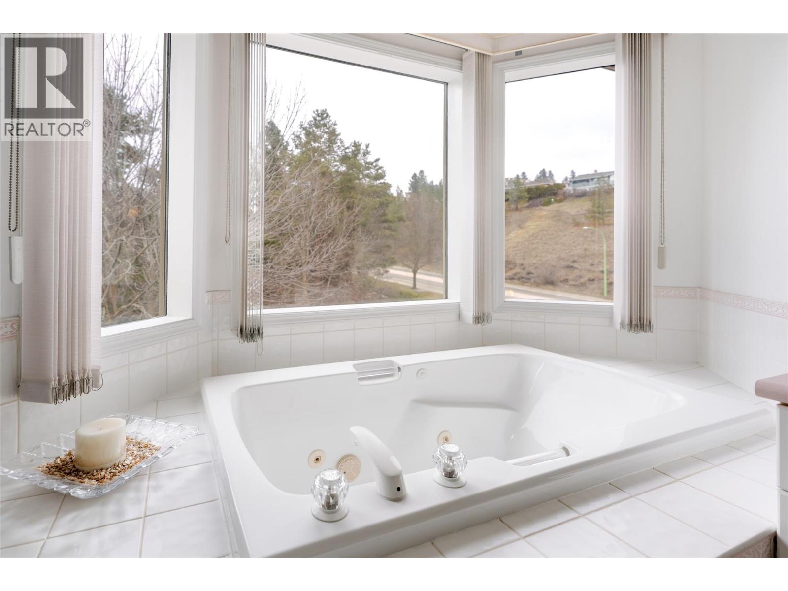 980 Dilworth Drive Unit# 115, Kelowna