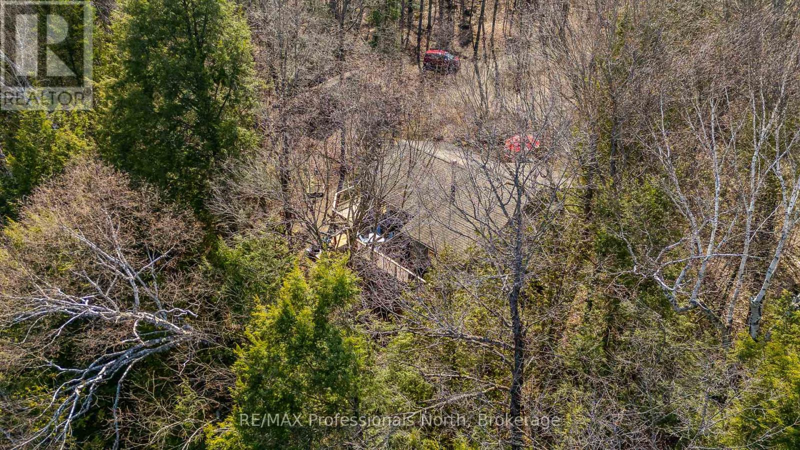 1048 ELK DRIVE - 44