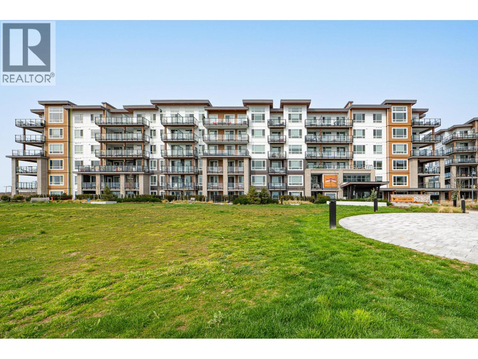 #101-2463 RABBIT Drive, Tsawwassen