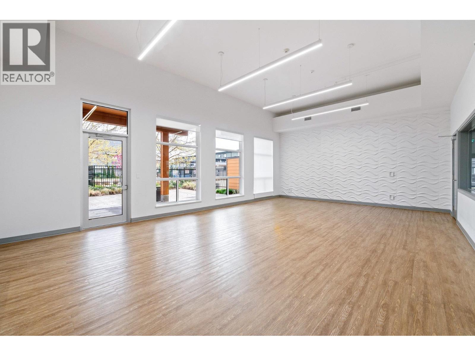 #101-2463 RABBIT Drive, Tsawwassen