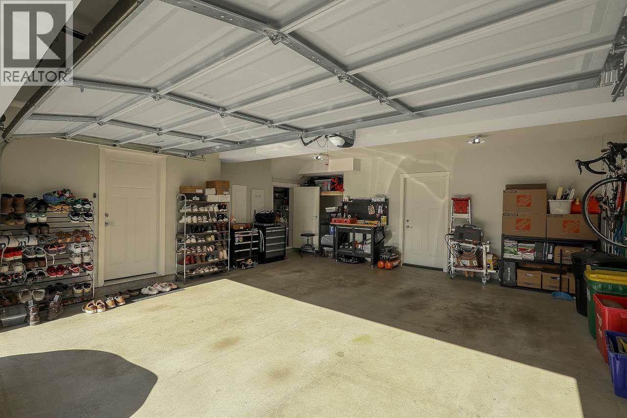 2802 23061 LOUGHEED AVENUE, Maple Ridge