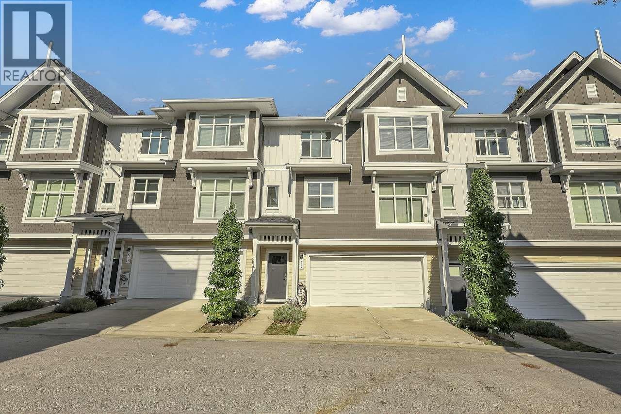 2802 23061 LOUGHEED AVENUE, Maple Ridge