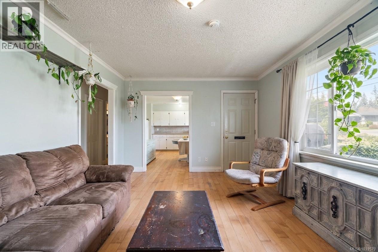 349 Hilchey Rd - 2